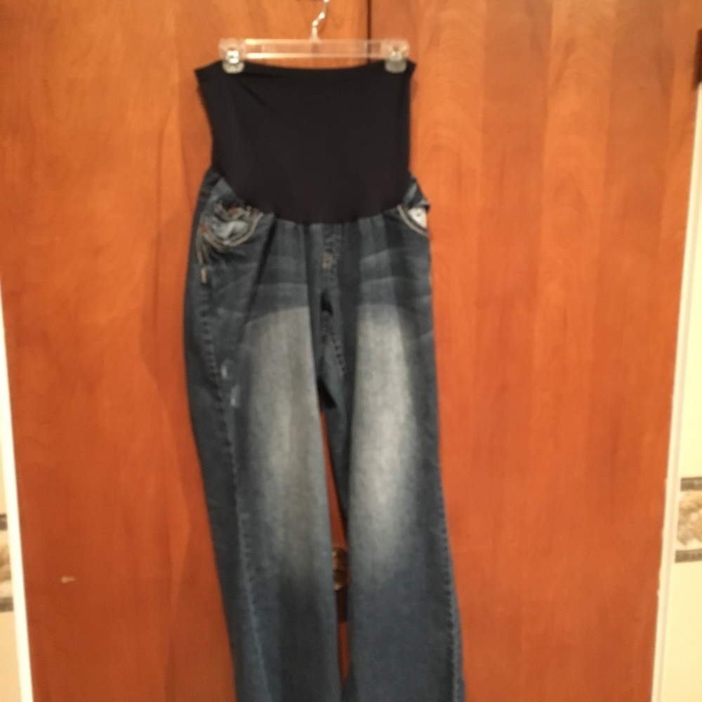 Distressed Maternity Jeans